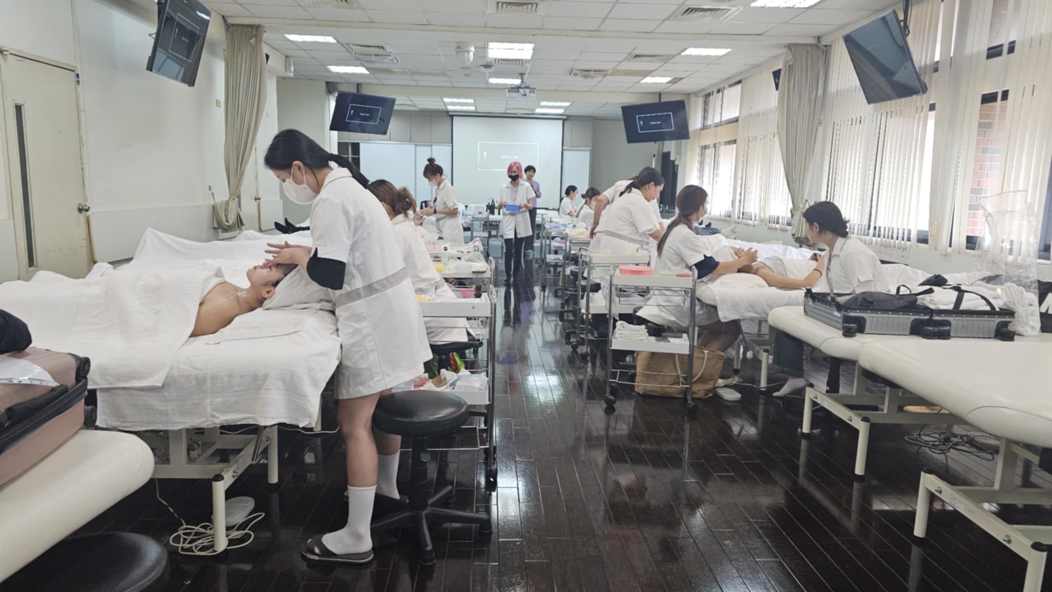 Hungkuang University Visit